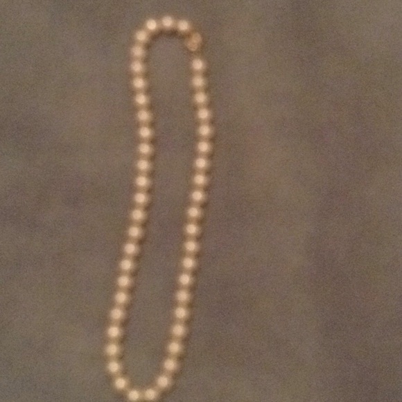 Pearl necklaces - Picture 2 of 4